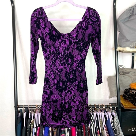 VINTAGE Betsey Johnson Purple And Black Lace Print Bodycon Scoop Neck Mini Dress - Picture 1 of 7